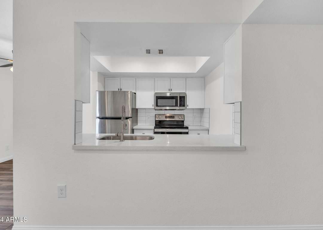 616 S Hardy Dr #216, Tempe, AZ 85281