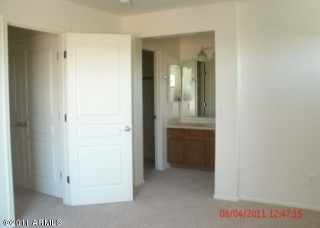1918 E LOMA VISTA St, Gilbert, AZ 85295