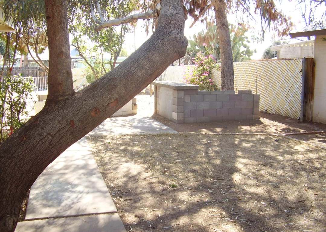 3435 W Country Gables Dr
