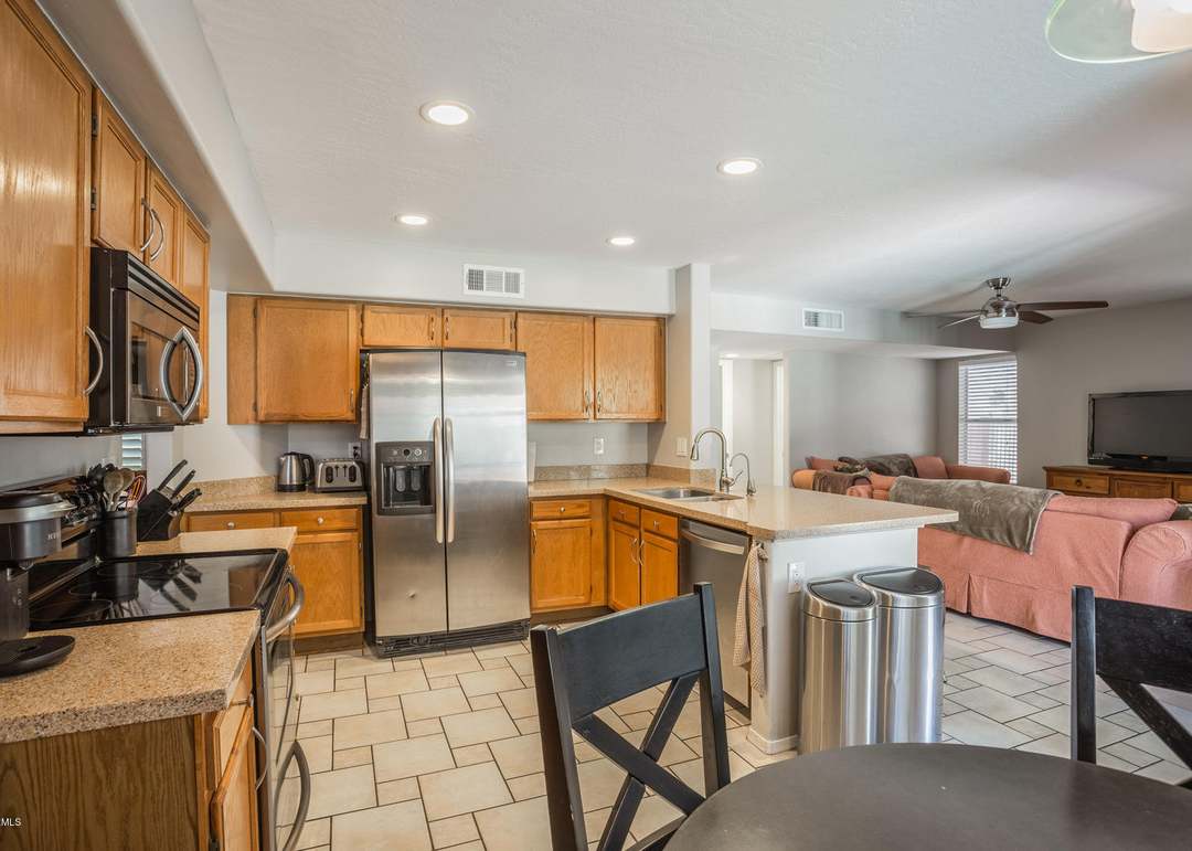 4218 E Muirwood Dr, Phoenix, AZ 85048
