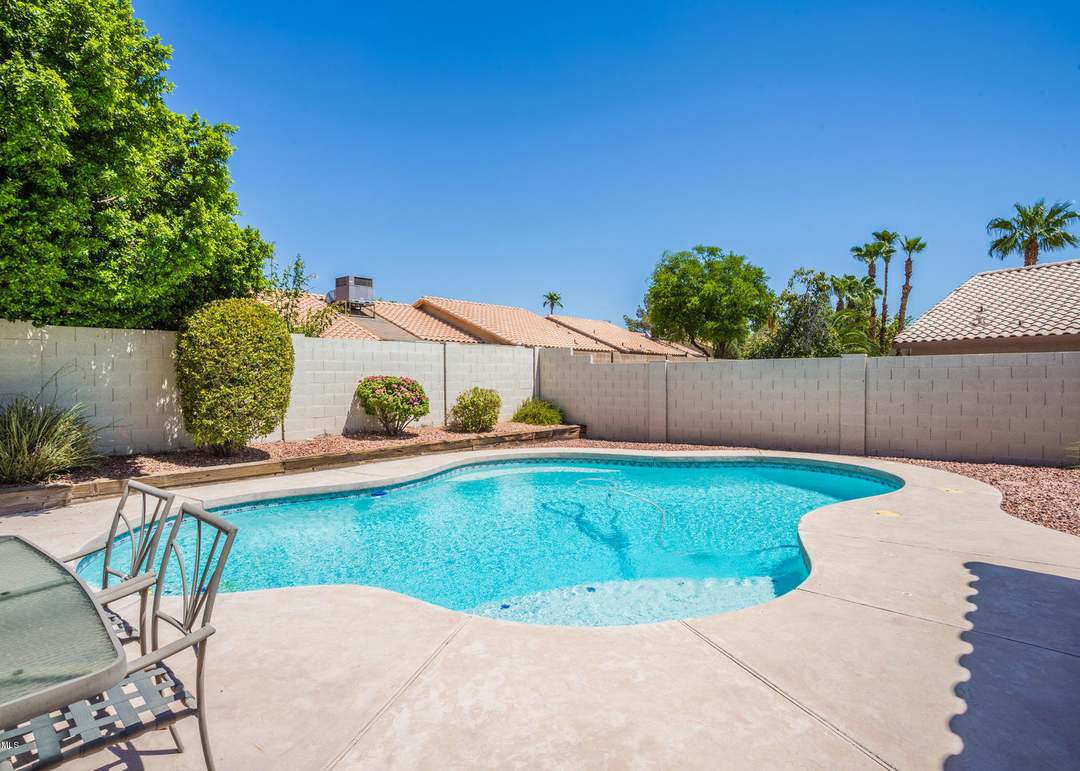 4218 E Muirwood Dr, Phoenix, AZ 85048