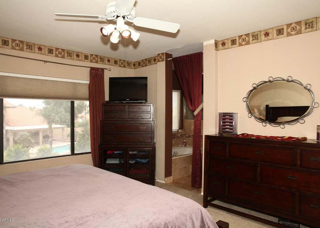 4927 E KAREN Dr, Scottsdale, AZ 85254