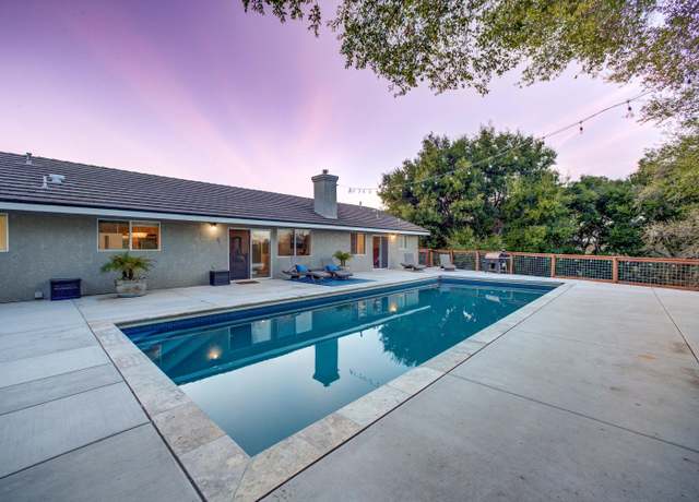 Property at 2305 Rio Rita Rd, Atascadero, CA 93422, 4 beds, 2.5 baths