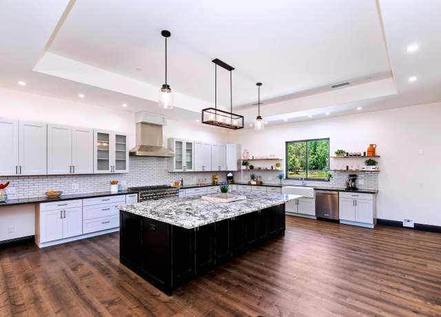 Property at 17370 Rodeo Rd, Out Of Area, CA 92530, 4 beds, 3.5 baths