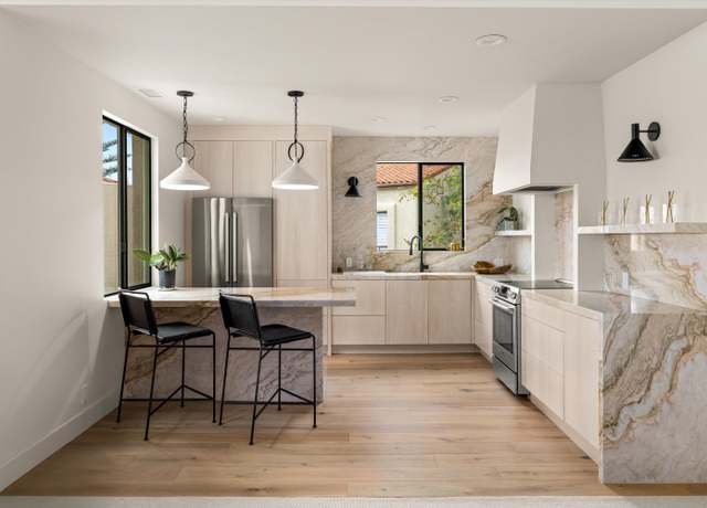 Property at 86 Seaview Dr, Santa Barbara, CA 93108, 2 beds, 2.5 baths