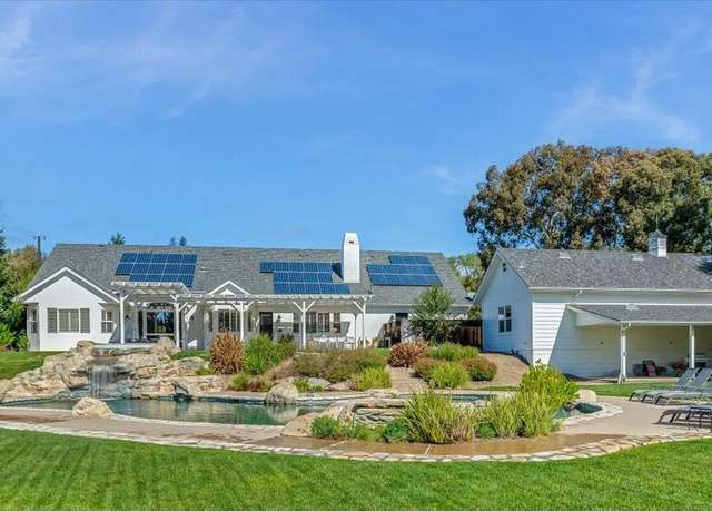 Property at 2800 Quail Valley Rd, Solvang, CA 93463, 4 beds, 3 baths