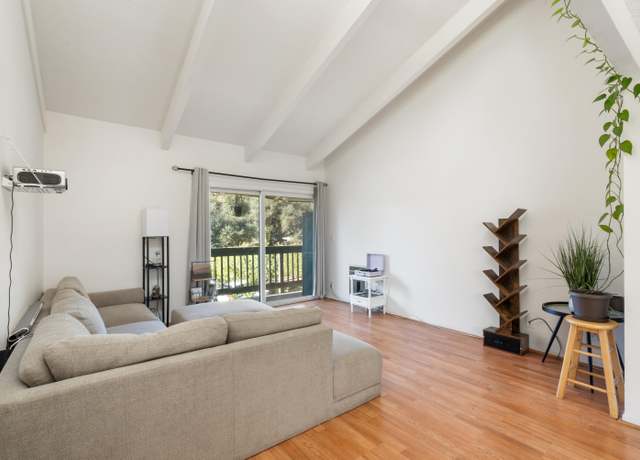 Property at 33 Dearborn Pl #48, Goleta, CA 93117, 2 beds, 1 bath