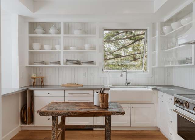 Property at 60 Seaview Dr, Santa Barbara, CA 93108, 2 beds, 2 baths
