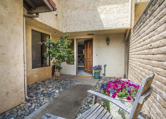 Property at 1151 Via Mavis, Santa Maria, CA 93455, 2 beds, 2.5 baths