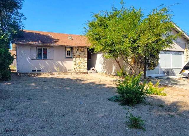 Property at 413 S O Pl, Lompoc, CA 93436, 3 beds, 2 baths