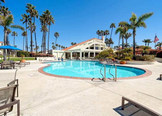 Property at 2216 Martinique Ln, Oxnard, CA 93035, 2 beds, 2 baths