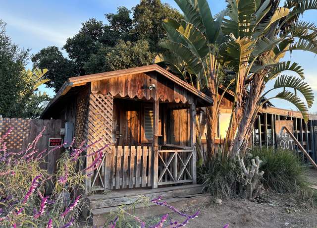 Property at 910 Pear St, Carpinteria, CA 93013, 2 beds, 1 bath