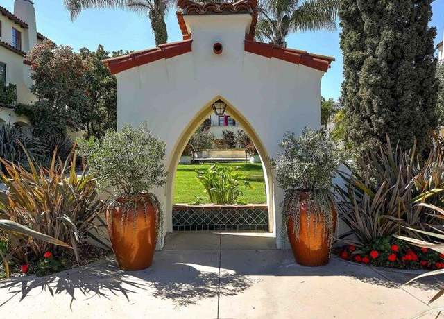 Property at 220 Santa Barbara St #B, Santa Barbara, CA 93101, 2 beds, 2.5 baths