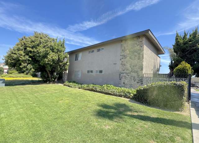 Property at 327 S Steckel Dr, Santa Paula, CA 93060, 8 beds, 6 baths