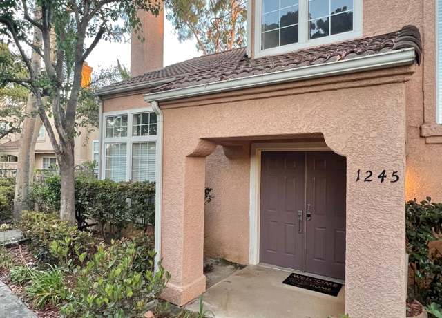 Property at 1245 Jamaica Ln, Oxnard, CA 93030, 3 beds, 2.5 baths