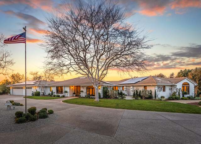 Property at 851 Adobe Creek Rd, Solvang, CA 93463, 4 beds, 2.5 baths