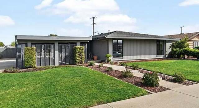 Photo of 916 E Bush Ave, Lompoc, CA 93436