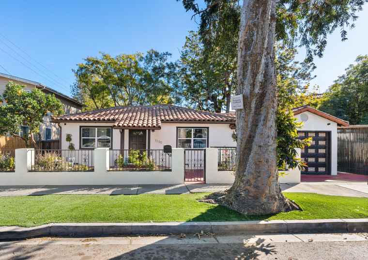 Photo of 1130 Hutash St Santa Barbara, CA 93103