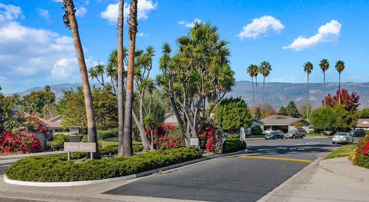 Photo of 351 Moreton Bay Ln #4 Goleta, CA 93117