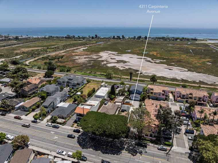 Photo of 4311 Carpinteria Ave Santa Barbara, CA 93103