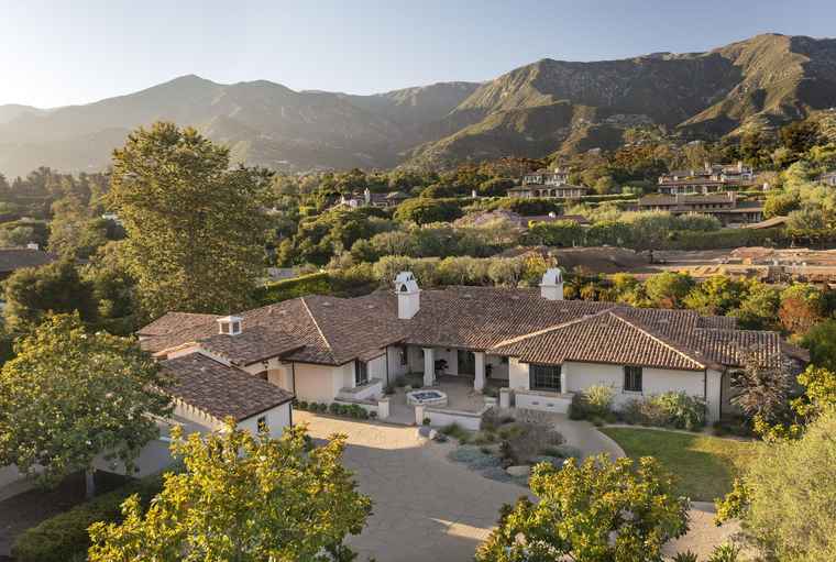 Photo of 311 Meadowbrook Dr Montecito, CA 93108