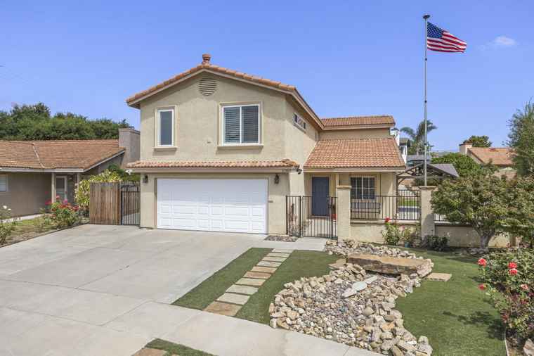 Photo of 11381 Cid St Ventura, CA 93004