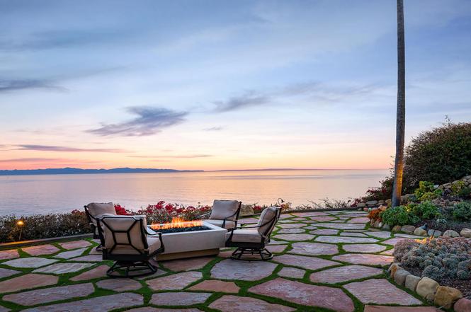 Boathouse At Hendry S Beach The Best Beaches In World 3219 Cliff Dr Hope Ranch Ca 93109 Mls 18 568 Redfin Boathouse Santa Barbara Seaside Dining At Hendry S Beach