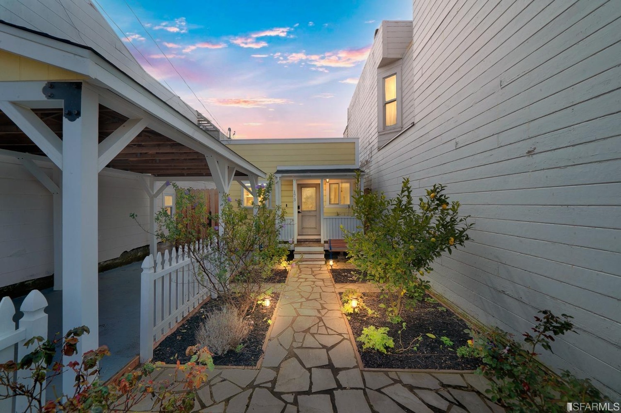 173 Farallones St, San Francisco, CA 94112 | MLS# 423726530 | Redfin