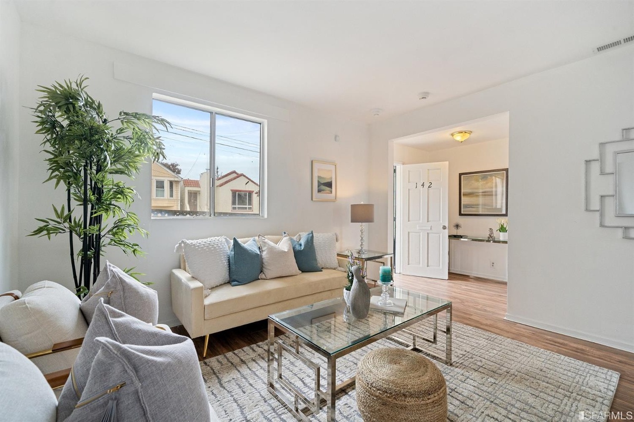 142 Brighton Ave, San Francisco, CA 94112 | MLS# 421585863 | Redfin