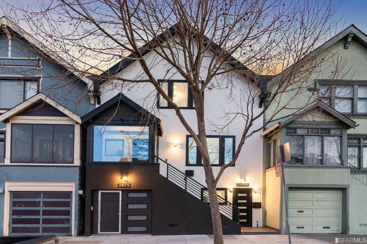 2975 Cesar Chavez St