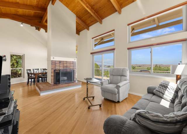 Property at 66 Bridge Rd, Novato, CA 94945, 3 beds, 2 baths