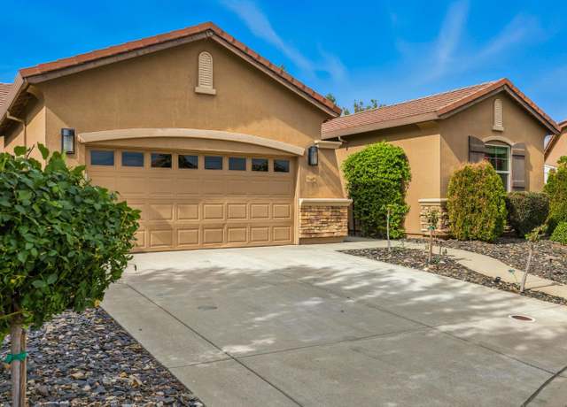 Property at 3033 Demartini Dr, Roseville, CA 95661, 3 beds, 2 baths