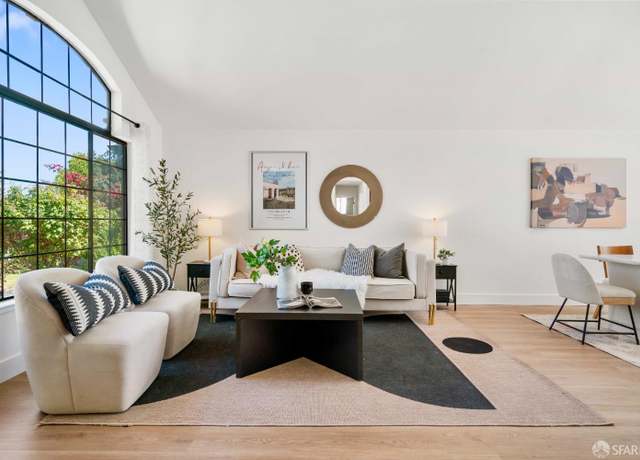 Property at 4662 Country Hills Dr, Antioch, CA 94531, 5 beds, 3 baths