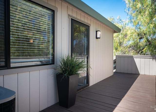 Property at 65 Wharf Cir, San Rafael, CA 94903, 2 beds, 1 bath