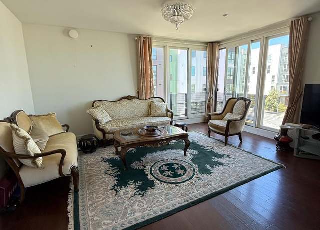 Property at 50 Jerrold Ave #215, San Francisco, CA 94124, 3 beds, 2 baths