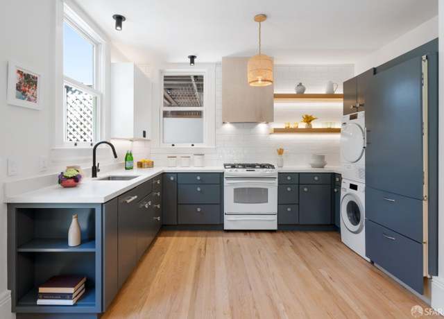 Property at 142 Diamond St, San Francisco, CA 94114, 2 beds, 1 bath