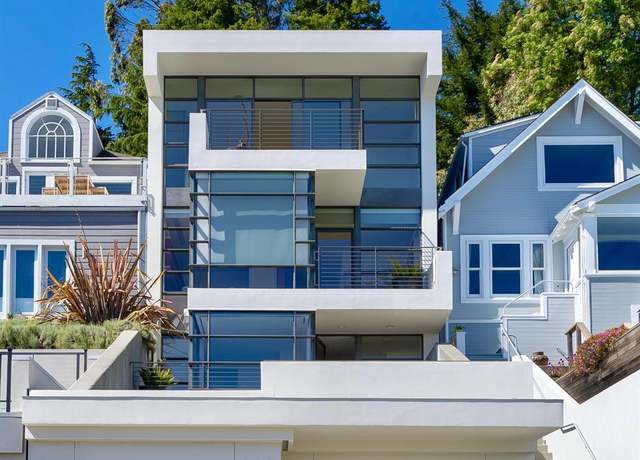 Property at 112 Laidley St, San Francisco, CA 94131, 3 beds, 2.5 baths