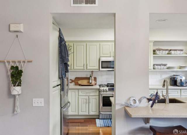 Property at 415 Callippe Ct, Brisbane, CA 94005, 3 beds, 2 baths