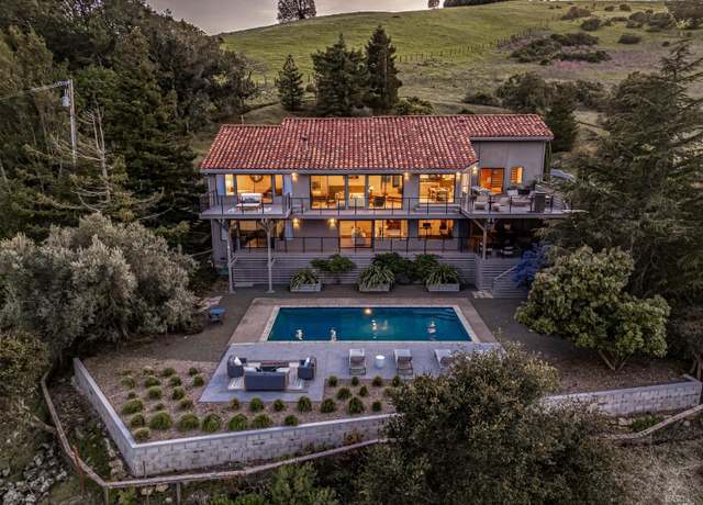 Property at 19185 Mesquite Ct, Sonoma, CA 95476, 4 beds, 3.5 baths