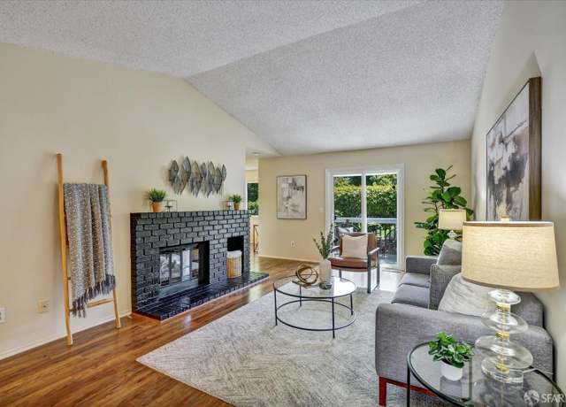 Property at 503 Camelback Rd, Pleasant Hill, CA 94523, 2 beds, 2 baths