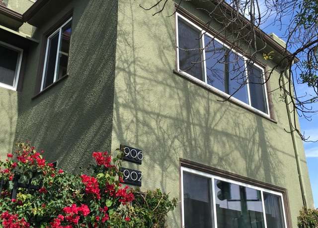 Property at 906 40th St, Oakland, CA 94608, 2 beds, 1 bath