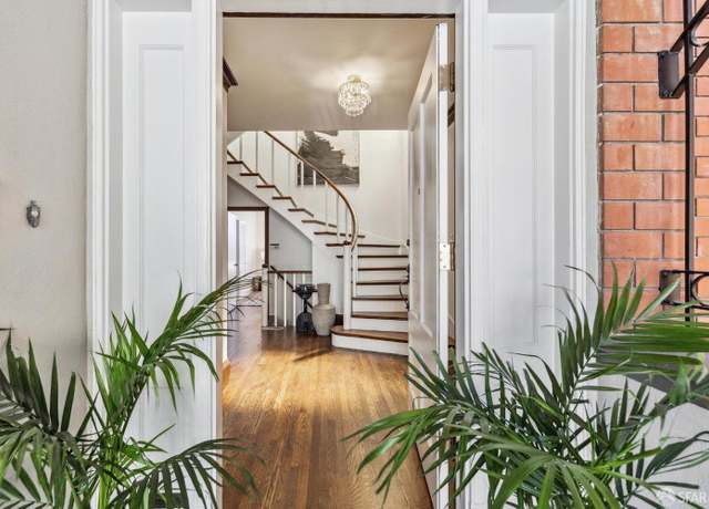 Property at 2260 Leavenworth St, San Francisco, CA 94133, 5 beds, 4.5 baths