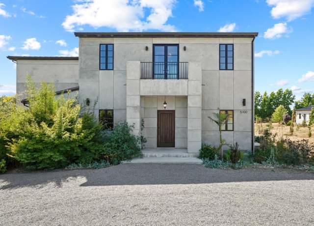 Property at 5300 Gravenstein Hwy S, Sebastopol, CA 95472, 5 beds, 5.5 baths