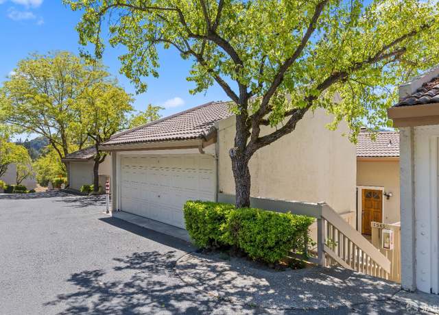 Property at 1541 Moraga Way, Moraga, CA 94556, 3 beds, 2.5 baths