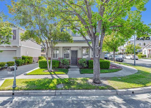 Property at 1027 Craftsman Dr, Hercules, CA 94547, 3 beds, 2.5 baths