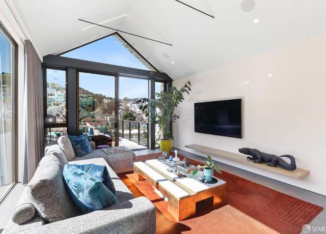 Property at 335 Diamond St, San Francisco, CA 94114, 3 beds, 3 baths