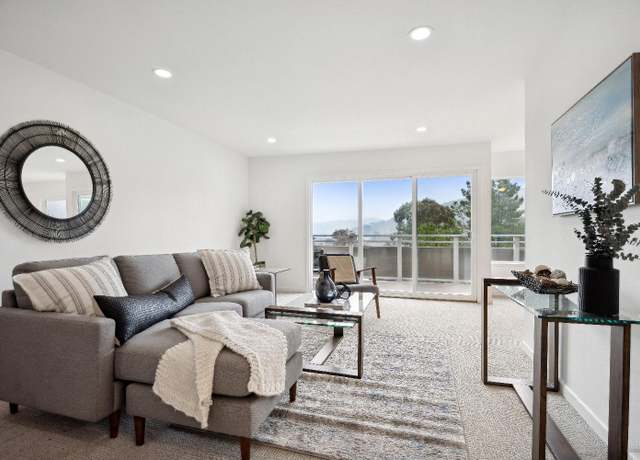 Property at 117 Pixley Ave, Corte Madera, CA 94925, 2 beds, 2 baths