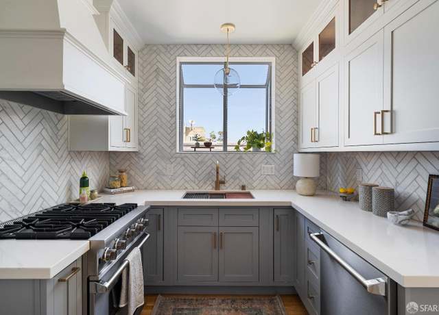 Property at 1792 Green St, San Francisco, CA 94123, 2 beds, 2 baths