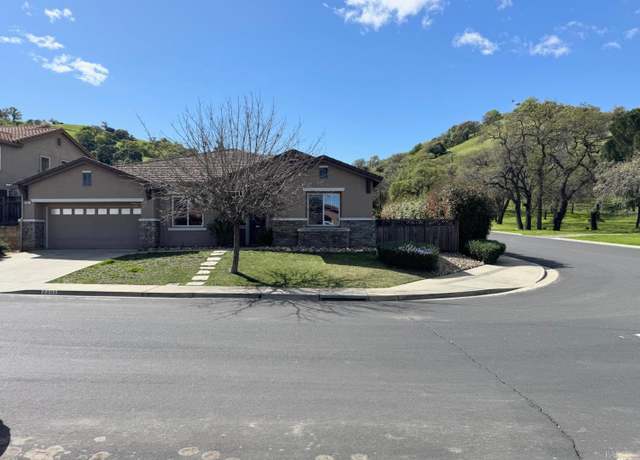 Property at 2001 Atherton Ct, Vacaville, CA 95687, 4 beds, 3 baths