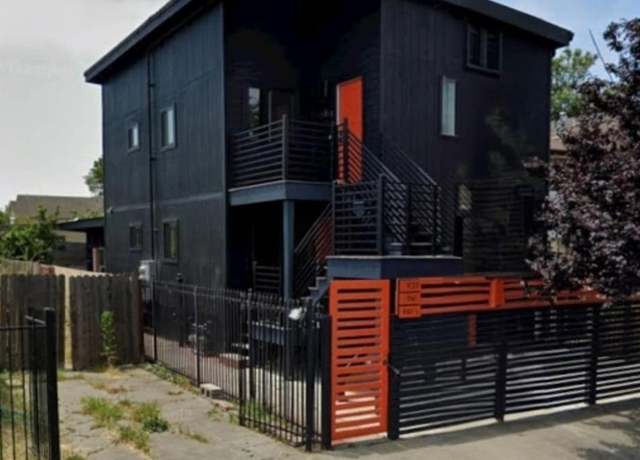 Property at 939-941 1/2 26th St, Oakland, CA 94601, 4 beds, 4 baths